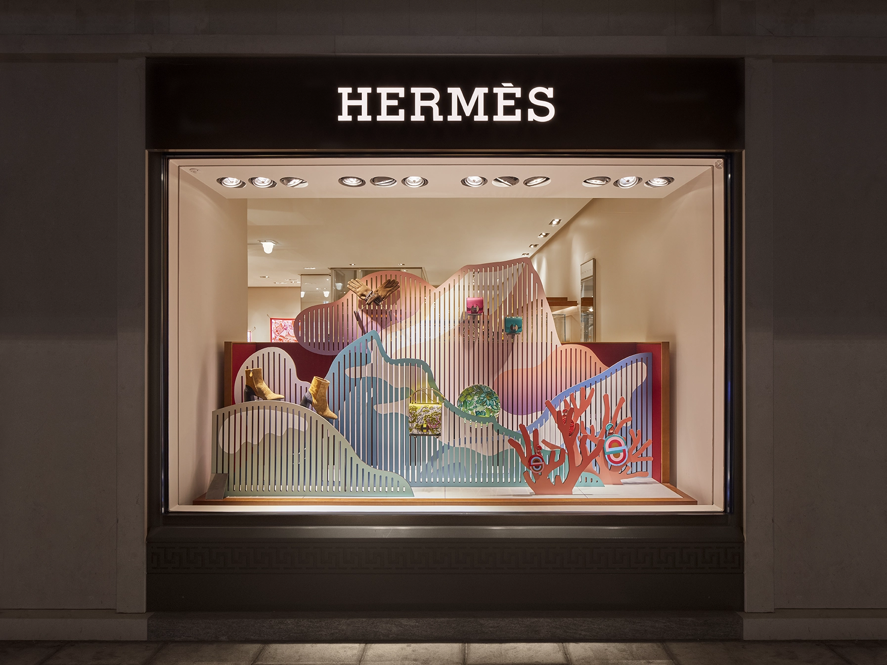 EC_vitrines-hermes_©HEAD-MichelGiesbrecht_01